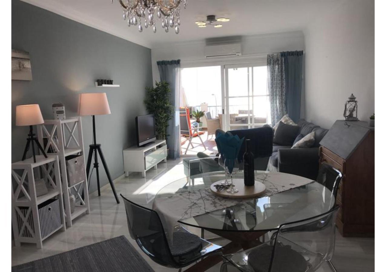 Sunny Apartment On Burriana Beach Nerja Luaran gambar