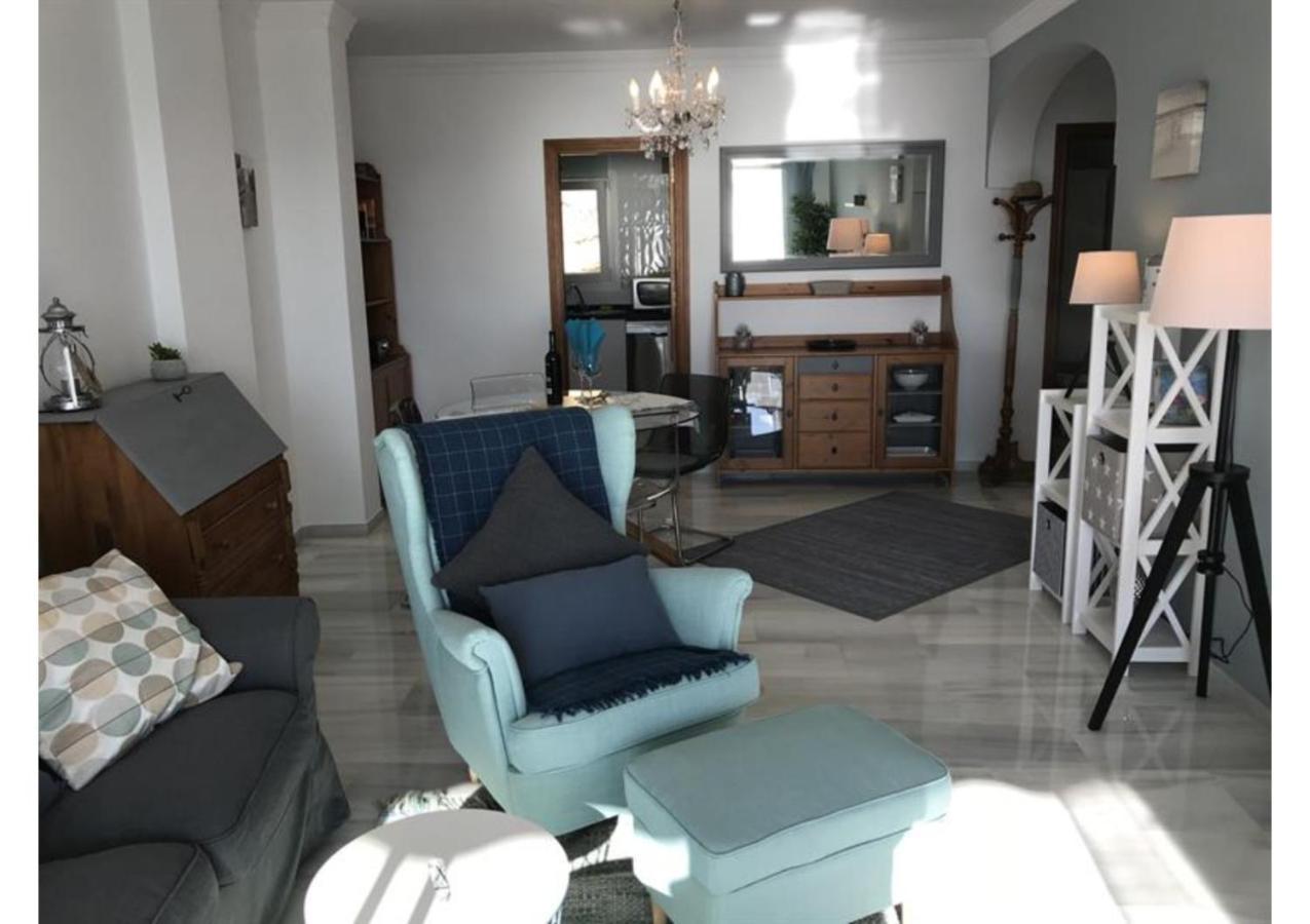 Sunny Apartment On Burriana Beach Nerja Luaran gambar